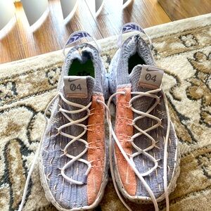 Nike space hippies- purple and orange. Men’s size 6.5